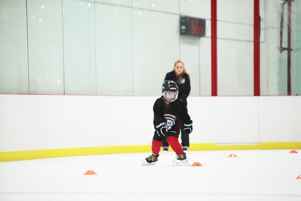 Novice Goalie Luca working with Lights Out Skating Academy Elite...